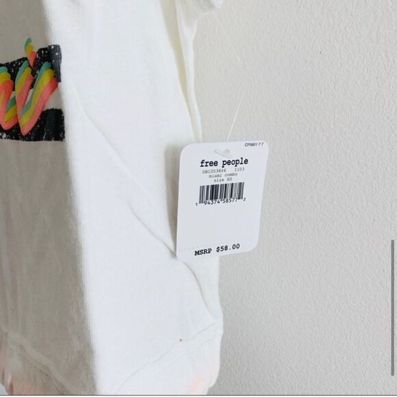 Free PEOPLE Cropped Graphic Retro Tee Bring the Heat - Picture 7 of 10